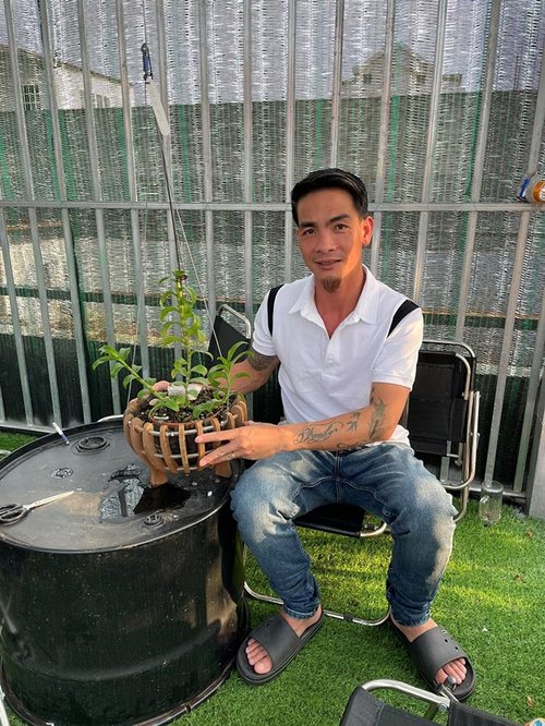 Đào Ngọc Tuân không ngại chia sẻ kỹ thuật trồng và chăm sóc cây hoa lan - 2 - kythuatcanhtac.com