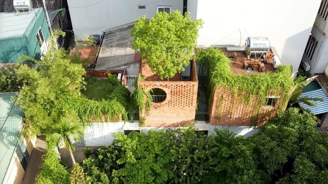 amp;#34;Thích mêamp;#34; căn nhà gạch mộc mạc, có vườn cây xanh mát giữa Hà Nội xô bồ - 4 - kythuatcanhtac.com