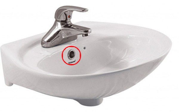 Phía trên chậu rửa mặt luôn có một lỗ nhỏ, công dụng tốt nhưng cực ít người biết - 3 - kythuatcanhtac.com