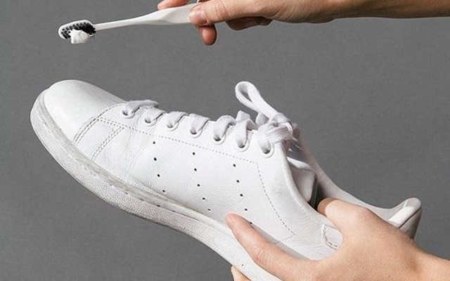 Vệ sinh giày sạch như mới đơn giản tại nhà cho mọi loại giày - 7 - kythuatcanhtac.com