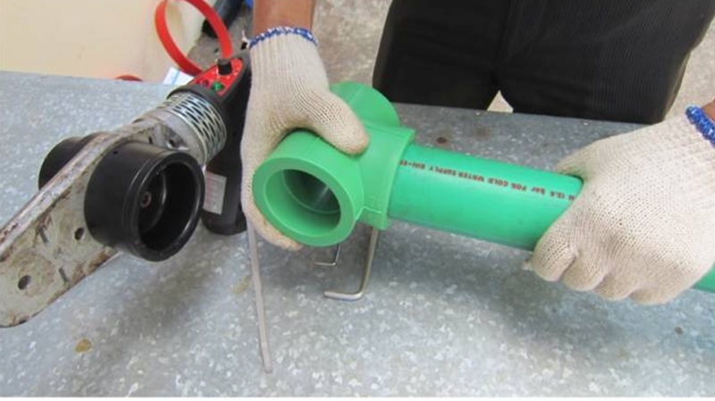 2 cách hàn ống nước chịu nhiệt PPR - kythuatcanhtac.com