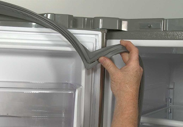 Nguyên nhân và cách khắc phục tủ lạnh bị ra mồ hôi hiệu quả 100% - kythuatcanhtac.com
