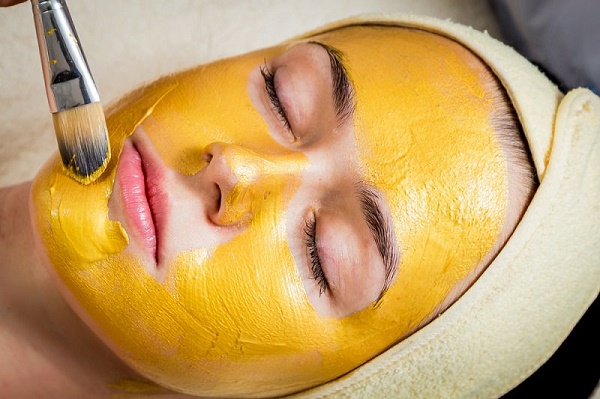 Cách làm mặt nạ tinh bột nghệ đắp mặt làm đẹp hiệu quả tại nhà - kythuatcanhtac.com
