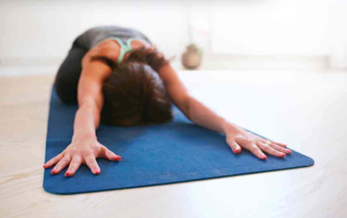 Cách làm sạch thảm tập Yoga nhanh và bền đẹp - 1 - kythuatcanhtac.com