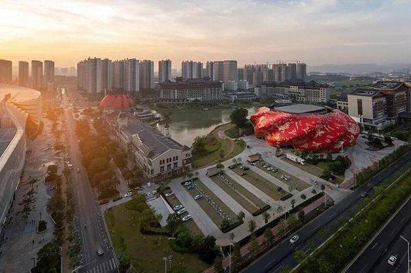 Tòa nhà xấu xí nhất Trung Quốc: Rộng hơn 30.000m2, ý tưởng nhân văn nhưng lại gây nhức mắt - 3 - kythuatcanhtac.com