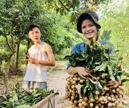 Mua nhà cách Hà Nội 30km nghỉ ngơi, nghệ sĩ Giang Còi Tết đội nón ra vườn nhặt cỏ - 7 - kythuatcanhtac.com