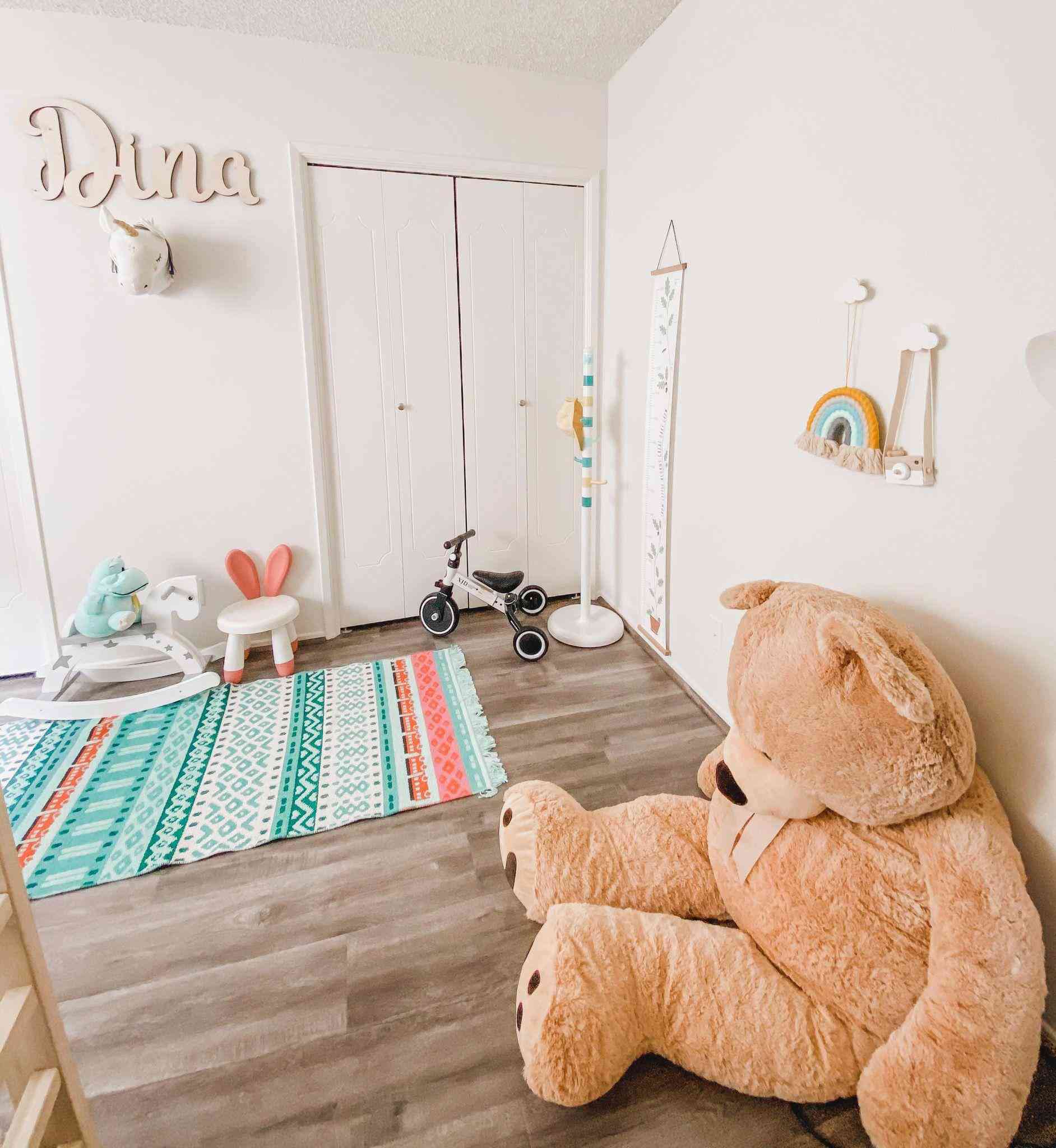 Mẹ trẻ 26 tuổi tự tay thiết kế phòng ngủ cho con gái khiến nhiều người mê mẩn - 7 - kythuatcanhtac.com