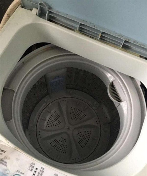 Giặt xong nắp máy giặt nên mở hay đóng?  Nghe được đáp án tôi hối hận vì giờ mới biết - 1 - kythuatcanhtac.com