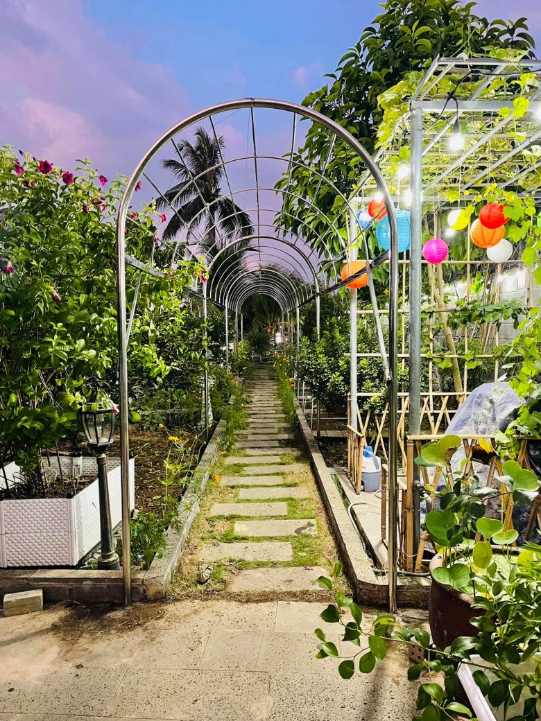 Mẹ đảm Đồng Nai được chồng tặng nhà vườn 720m2, đẹp như khu du lịch - 6 - kythuatcanhtac.com