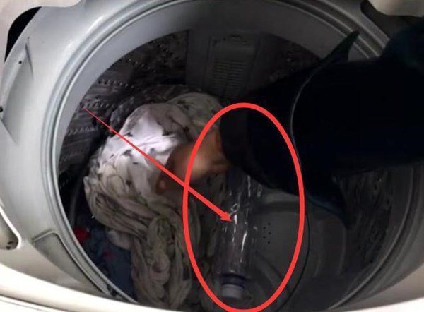 Quần áo giặt máy lấy ra nhăn như giẻ lau, làm thêm một bước này phẳng phiu bất ngờ - 3 - kythuatcanhtac.com