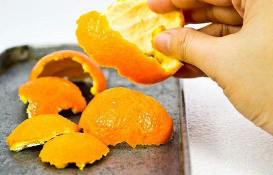 Lấy 1 ít vỏ cam đun trên bếp, bạn sẽ nhận thấy sự bất ngờ sau 5 phút sôi - 2 - kythuatcanhtac.com