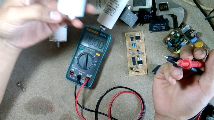 Cách kiểm tra tụ điện bằng đồng hồ số - kythuatcanhtac.com