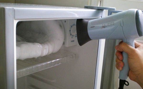 Tủ lạnh mini đông đá dày cục, dạy bạn một cách cực hay giúp rã động nhanh gấp 2 lần - 5 - kythuatcanhtac.com