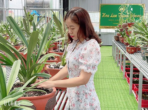 Bà chủ vườn lan trăm loài Thùy Linh chia sẻ bí quyết trồng lan - 2 - kythuatcanhtac.com