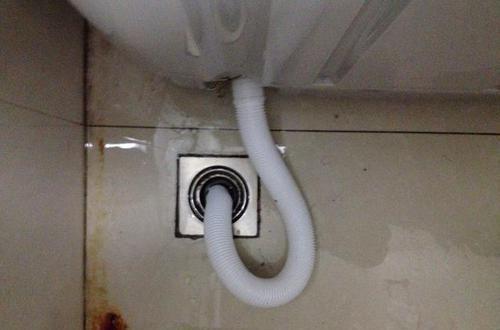 Tại sao đường ống thoát nước của máy giặt không thể luồn trực tiếp vào đường thoát sàn? - 4 - kythuatcanhtac.com