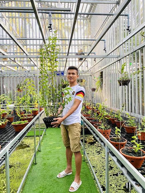 Choáng ngợp trước vườn lan đột biến của chàng trai 8X Tài Trần ở Bình Định - 2 - kythuatcanhtac.com