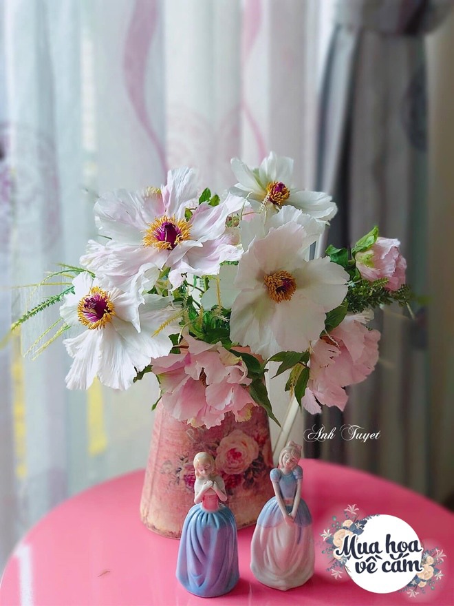 Mẹ Việt biến nhà rực sắc đón ngày 8/3, khoe muôn kiểu cắm hoa đẹp rụng rời - 17 - kythuatcanhtac.com