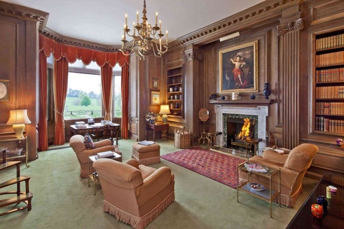 Choáng ngợp với biệt thự cổ điển trị giá 27 triệu bảng nơi gia đình David Beckham tự cách ly - 13 - kythuatcanhtac.com
