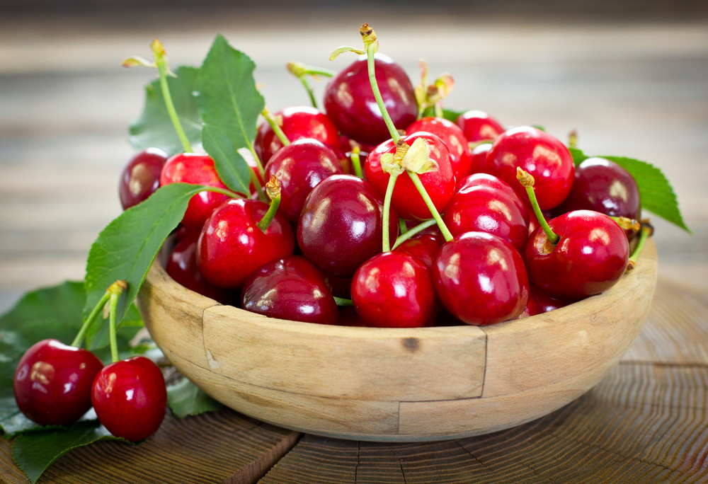 Quả cherry đỏ mọng mang lại nhiều dinh dưỡng - kythuatcanhtac.com