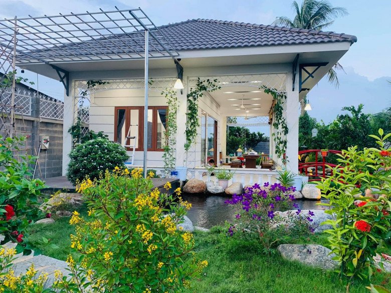 Mẹ đảm Đồng Nai được chồng tặng nhà vườn 720m2, đẹp như khu du lịch - 1 - kythuatcanhtac.com