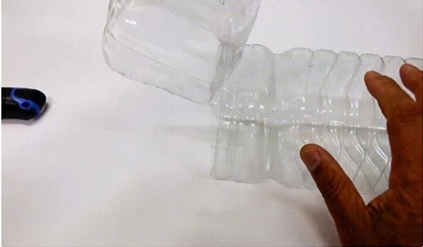 Cách làm bẫy chuột thông minh bằng chai nhựa, thùng sơn đơn giản - 1 - kythuatcanhtac.com