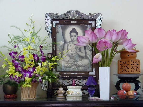 Cách cắm hoa bàn thờ Phật, ngày cưới, ngày Tết đơn giản mà đẹp - 4 - kythuatcanhtac.com